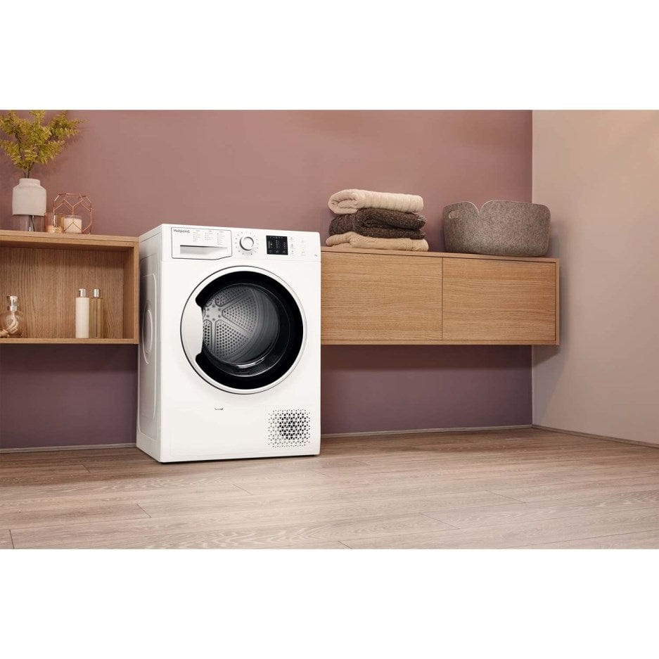Hotpoint NTM1081WKUK 8Kg Heat Pump Tumble Dryer - White