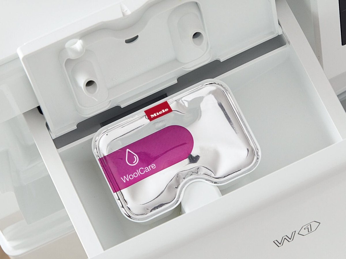 Miele WCA020 7kg 1400rpm Freestanding Washing Machine In White