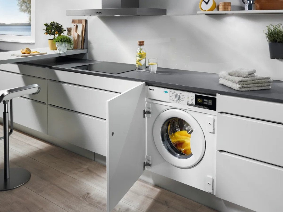 Zanussi ZW84PCBI Built In Washing Machine - Fully Integrated
